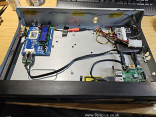 TV-Transmitter-case-open