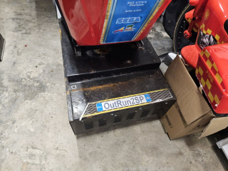 Outrun2-Cab-dismantle-2