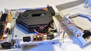 Dreamcast inside