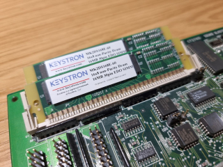 Sound-Blaster-AWE32-2