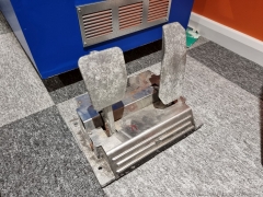 Sega-Rally-cabinet-pedals
